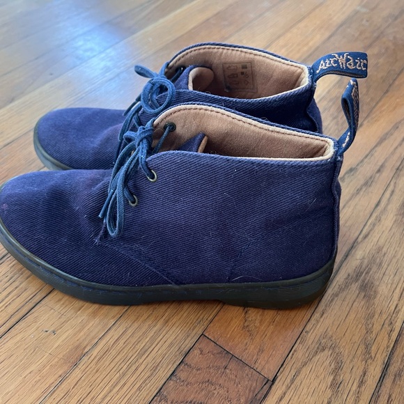 Dr. Marten blue canvas shoes (women’s size 6) - Picture 3 of 6